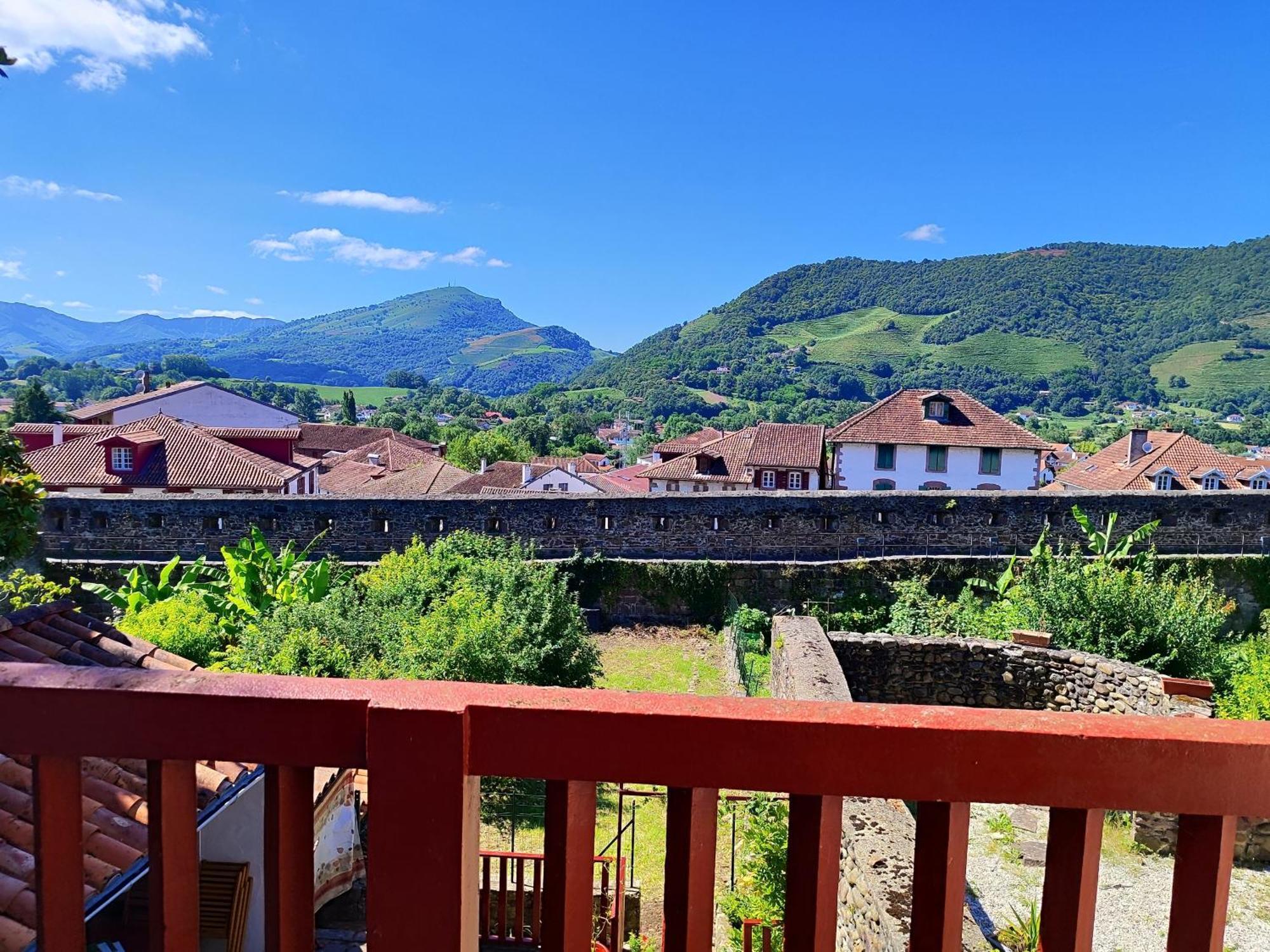 L'Auberge Du Pelerin - St Jean Pied De Port サン・ジャン・ピエ・ド・ポル エクステリア 写真